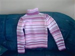 fotka pruhovaný růžový svetr